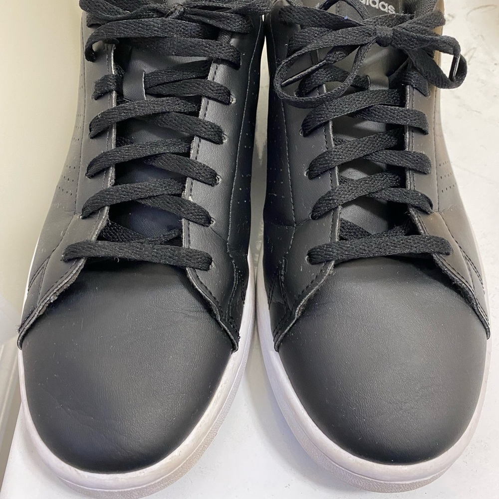 Mens Adidas Advantage Sz 12. Black
